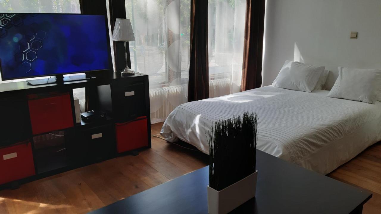 Brussels Louise Studio Apartment Luaran gambar