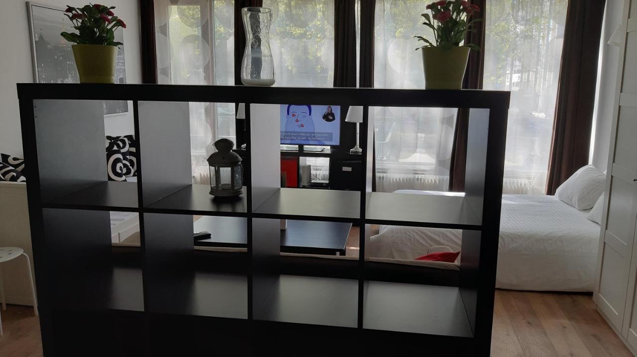Brussels Louise Studio Apartment Luaran gambar