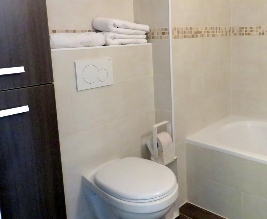 Brussels Louise Studio Apartment Bilik gambar